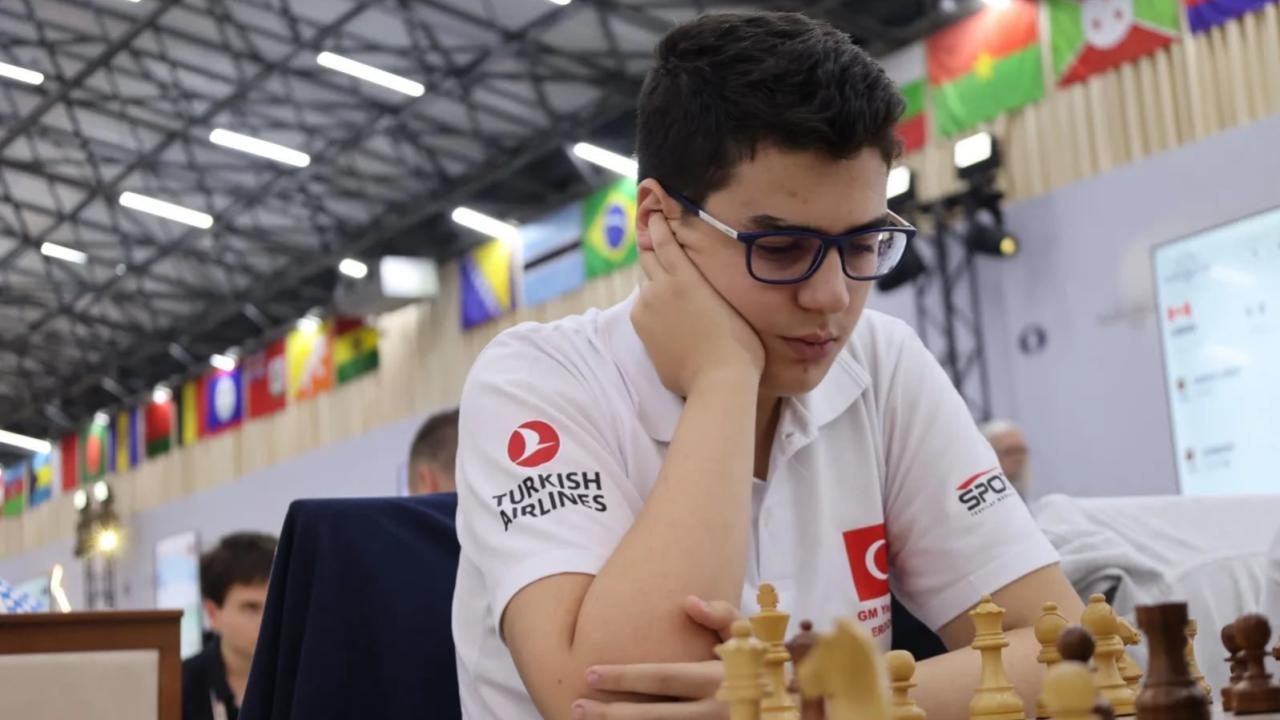 Yağız Kaan Erdoğmuş, Yılın Çıkış Yapan Sporcusu Ödülünü Kazandı