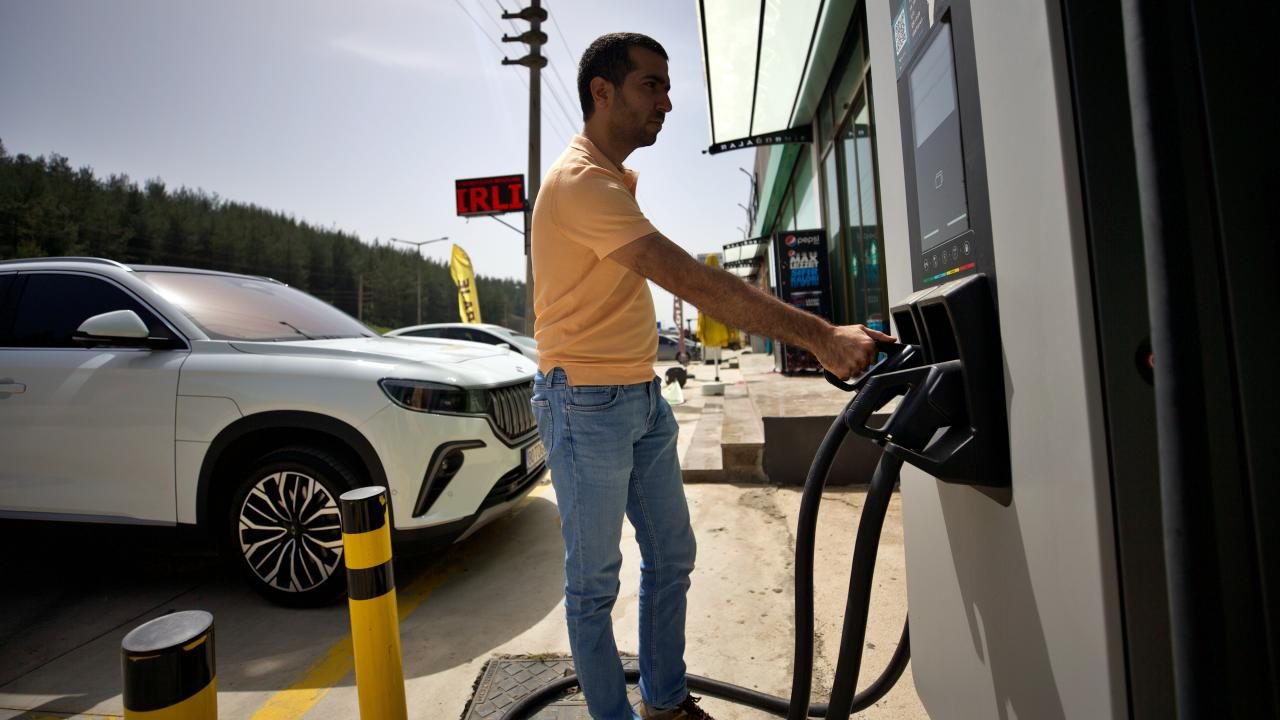 Ağustos Ayında Elektrikli Araçlar İçin 3,5 Milyondan Fazla Şarj İşlemi Gerçekleşti