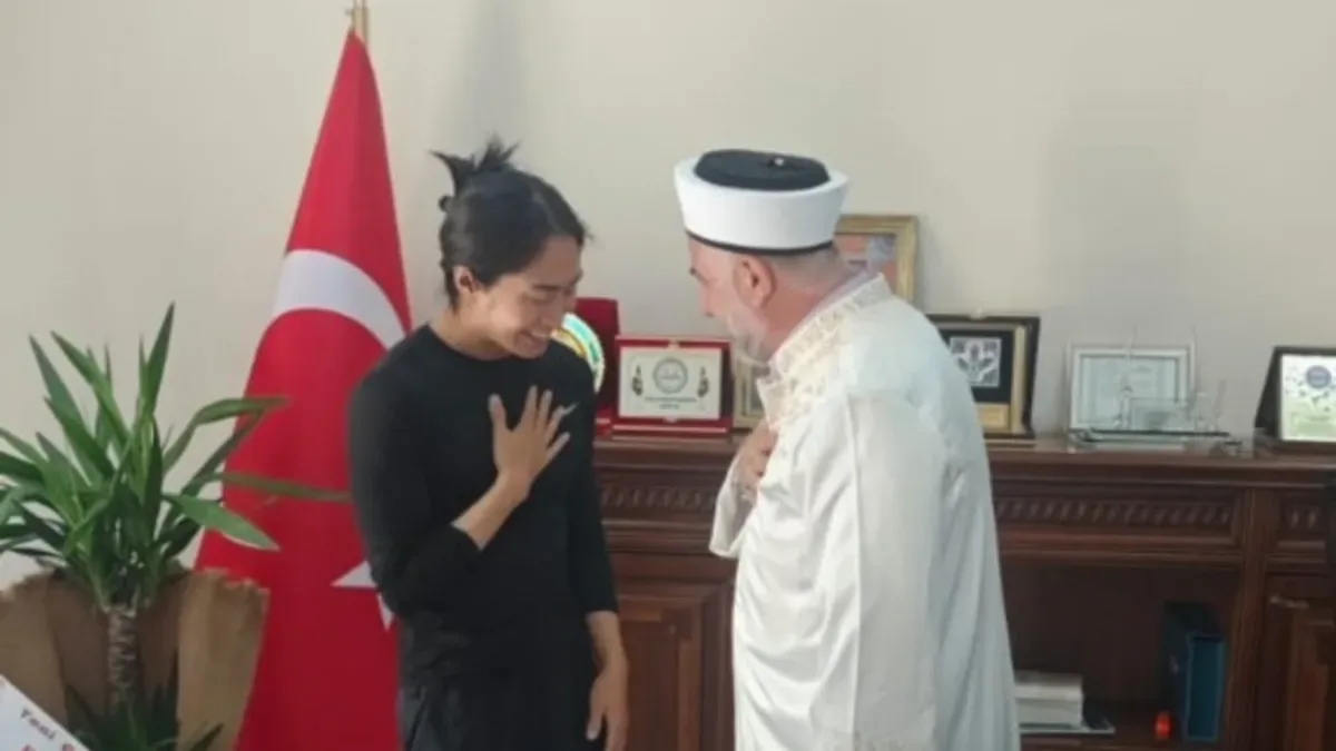 Güney Koreli Turist Mardin'de Müslüman Oldu