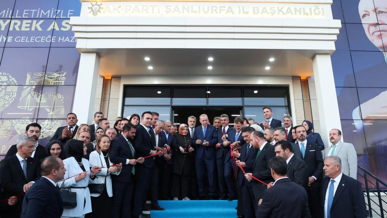 Cumhurbaşkanı Erdoğan, AK Parti Şanlıurfa İl Başkanlığı'nın Açılışını Yaptı