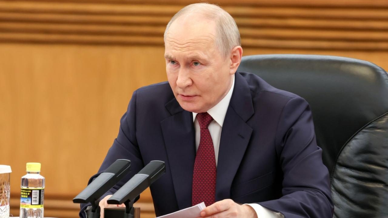 Putin'den Batı'ya Kaliningrad uyarısı: Tüm silahları kullanmaya hazırız