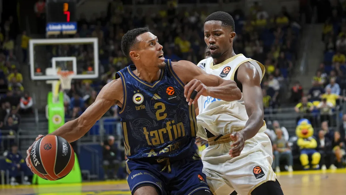Fenerbahçe Tarfin, EuroLeague'de Dubai Basketbol'u Yendi